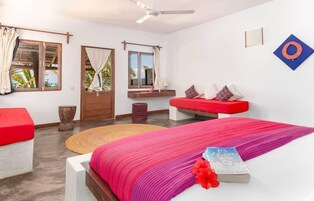 Habitación familiar, balcón, vistas al mar | Caja fuerte y wifi gratis