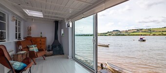 Riverside Retreat on the Teign Estuary