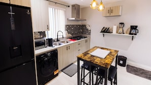 Unclassified image, 5 of 8, button - Cozy 1-bedroom apartment in beautiful Grande Riviere with AC (Grande Riviere)