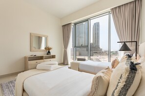 3 bedrooms, in-room safe, iron/ironing board, free WiFi