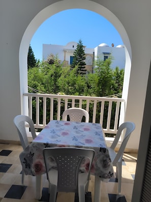 Appartement, 2 chambres, fumeur, balcon | Balcon