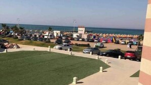 المنطقة المحيطة بالمنشأة