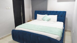 1 室のベッドルーム、WiFi、ベッドシーツ