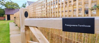 Preesgweene Farmhouse