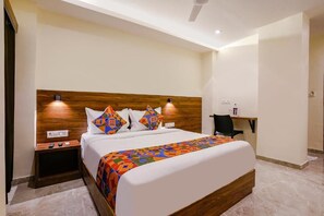 Chambre Double, vue ville | Wi-Fi gratuit