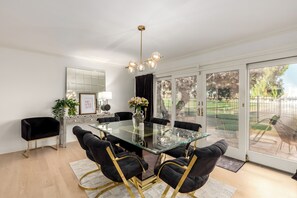 Dining - Beverly Bungalow | Moon Valley Golf Course | Pool (Phoenix)