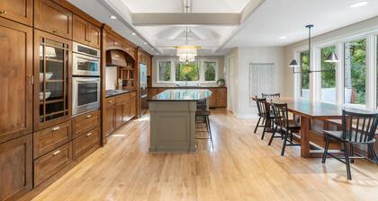 MINNeSTAY* Woodland Hollow