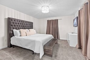 5 bedrooms, iron/ironing board, travel cot, WiFi