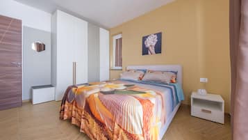 2 soverom, strykejern/-brett, wi-fi og sengetøy