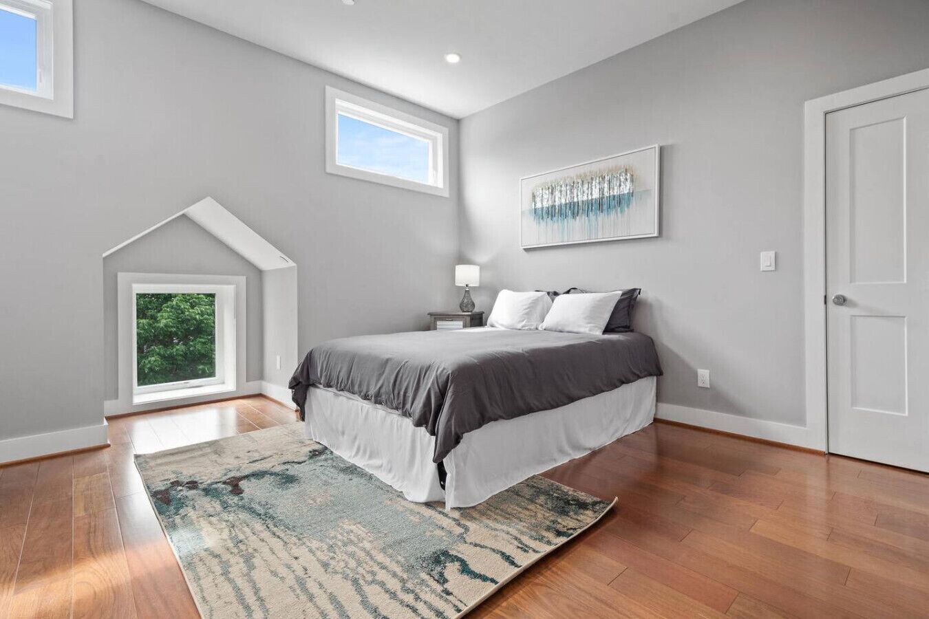 3 bedrooms, desk, iron/ironing board, WiFi