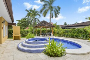 Pool - Casa Brisa y Mar - Poolside Bliss, Walk to Beach (Playa Bejuco)