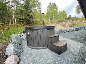 مغطس سبا خارجي