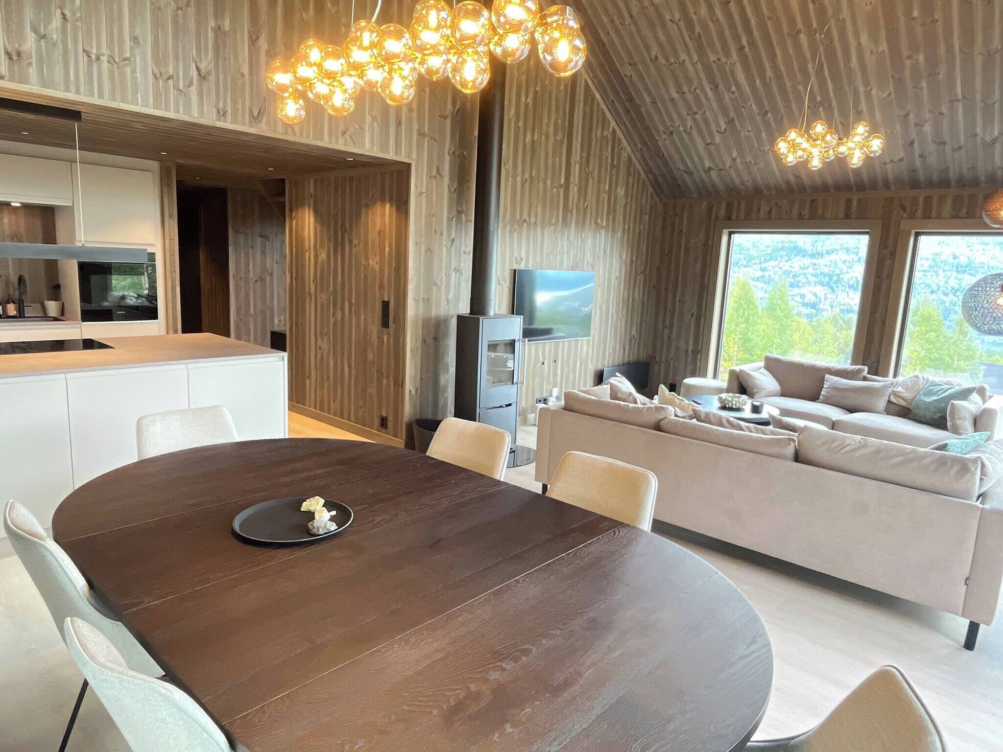 Loft, 5 Bedrooms, Terrace, Lake View | Dining room