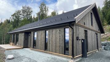 Loft, 5 Bedrooms, Terrace, Lake View | Exterior