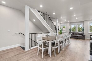 تناول الطعام