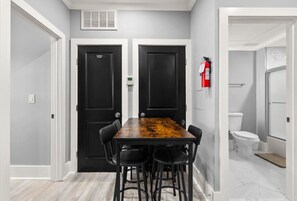 مجففات شعر، مناشف