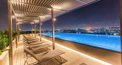 RoyalRest at The Lennox