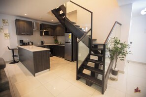 Superior Condo | Free WiFi - RoyalRest at The Lennox (Accra)