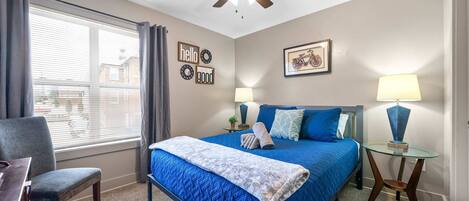 2 bedrooms, iron/ironing board, Internet, bed sheets