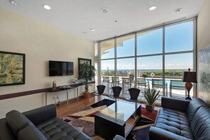 TV - 🌊Large Balcony w/ Gulf Views-Gulf Front Pool-Sterling Breeze 1207🌊 (Panama City Beach)