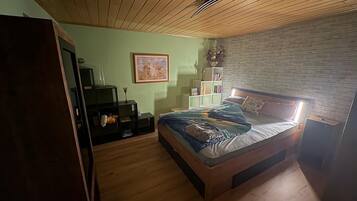 3 Schlafzimmer, Bügeleisen/Bügelbrett, kostenloses WLAN, Bettwäsche