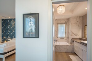 3 habitaciones, wifi gratis y ropa de cama