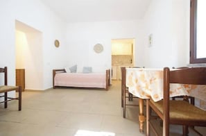 1 bedroom, iron/ironing board