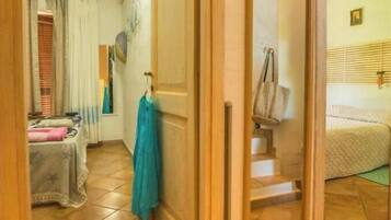 1 camera, ferro/asse da stiro, accesso a Internet