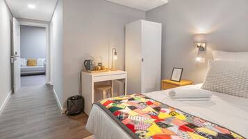 1 habitación, wifi y ropa de cama