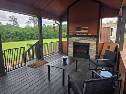 Peaceful and private cabin overlooking the National Forest with AC in Glenwood