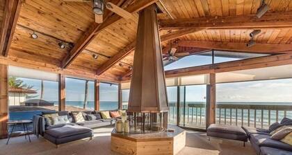 Magnificent Beachfront home with large internal and external living space