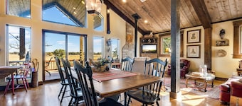 The Barn at Quail Creek Ranch - 2 Bedroom Peaceful Ranch Retreat