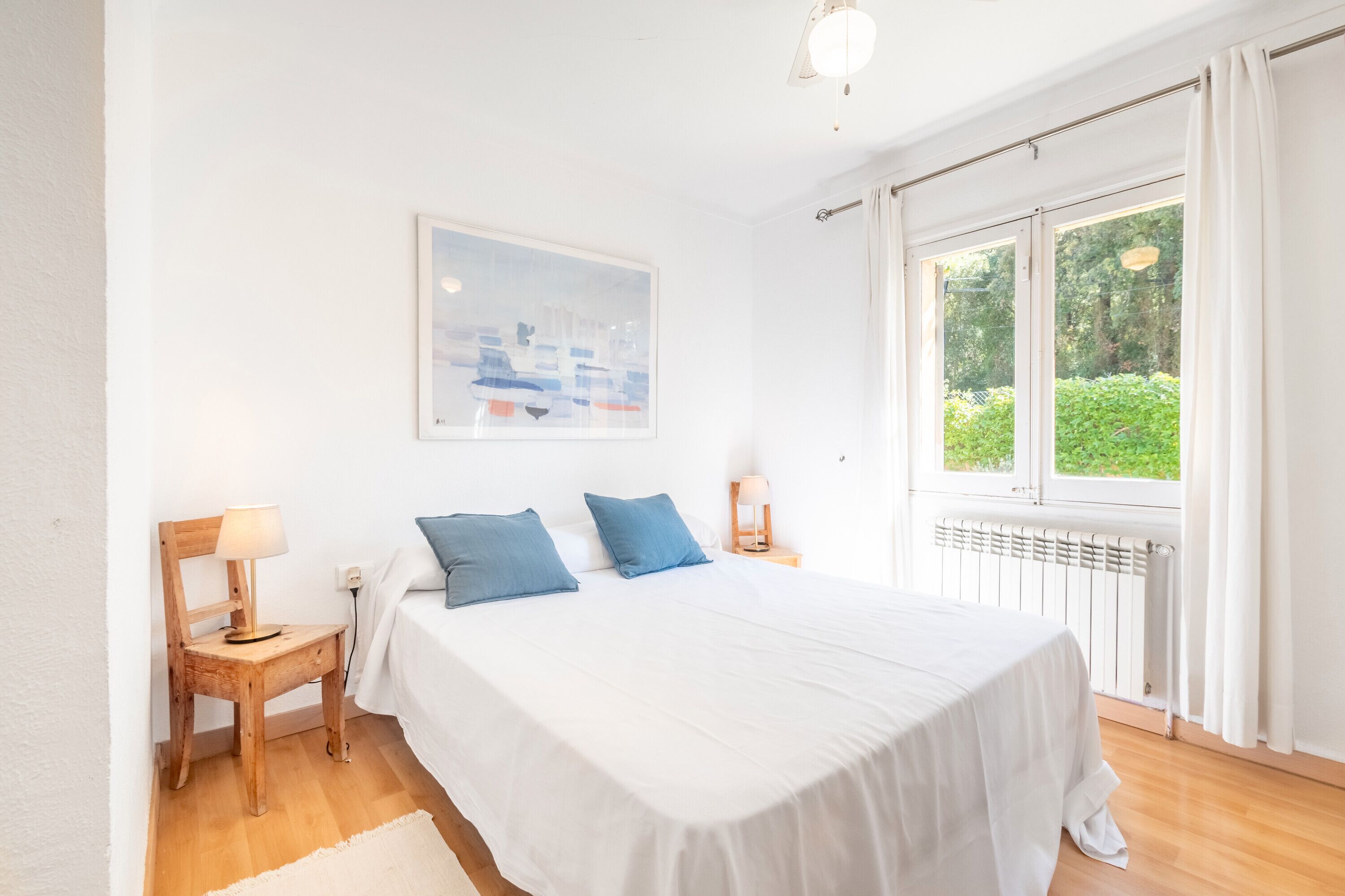 4 soverom, strykejern/-brett, wi-fi og sengetøy