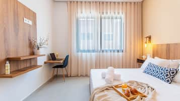 1 habitación, escritorio, tabla de planchar con plancha y wifi gratis