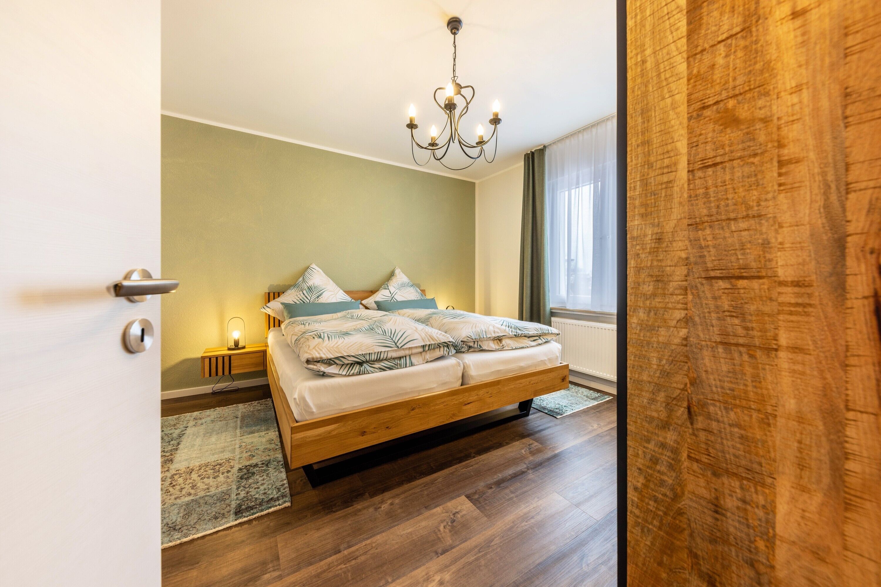 2 Schlafzimmer, Bügeleisen/Bügelbrett, WLAN, Bettwäsche