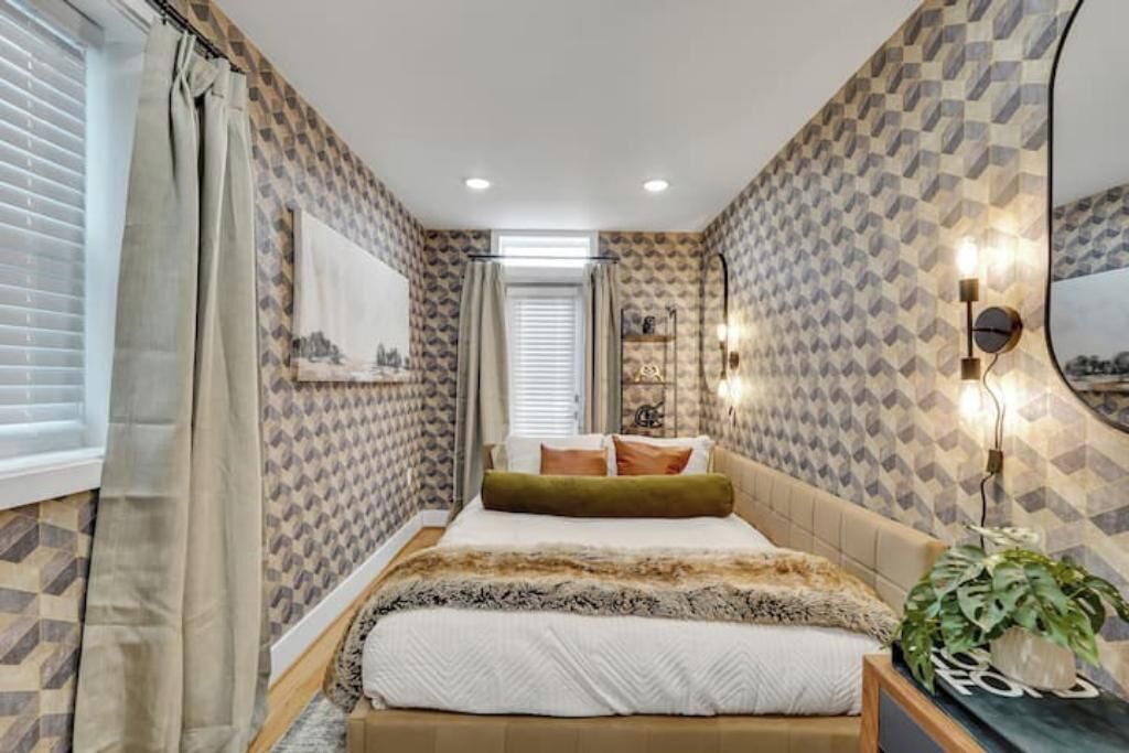 1 bedroom, internet, bed sheets