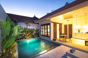 Pool - Hidden Tropical Villa Walk to Seminyak Best Cafes (Seminyak)