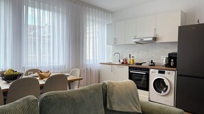 Oven, stovetop, dishwasher