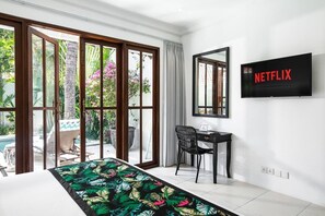 3 habitaciones, tabla de planchar con plancha, wifi y ropa de cama