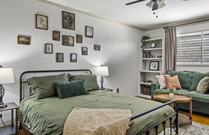 1 bedroom, iron/ironing board, travel cot, free WiFi