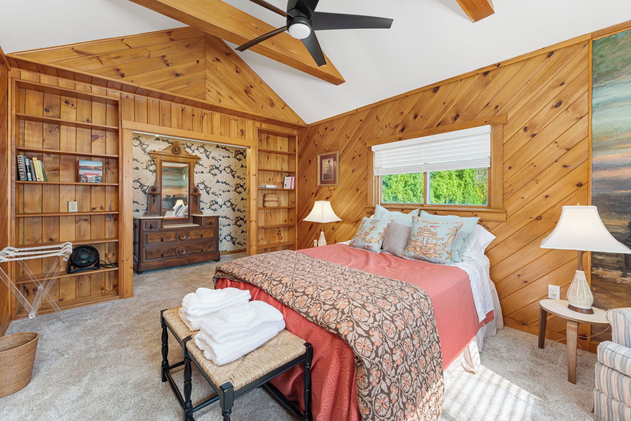 2 chambres, bureau, fer et planche à repasser, Wi-Fi gratuit