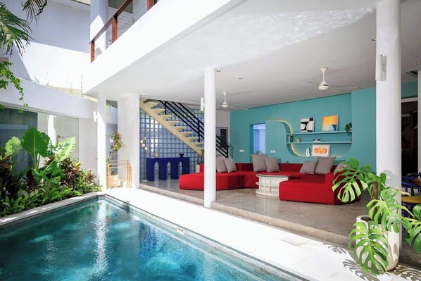 Piscina