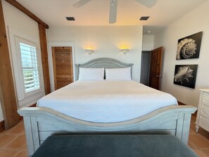 5 bedrooms, WiFi, bed sheets