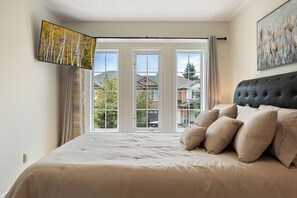 5 bedrooms, iron/ironing board, travel crib, WiFi