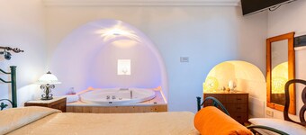 Villa 'Martina' with Private Pool, Wi-Fi and Air Conditioning