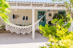 House | 2 bedrooms - 1 Minute Walk to Beach Aruba Mangel Halto (Savaneta)