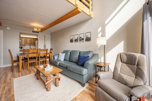 Fernseher, Kamin, Videospiele