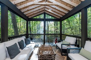 Property grounds - Sawyer Beauty Close To Everything! (Sawyer)