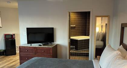 Neat and Clean Rooms that are Affordable!