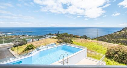 Villa Eastern Edge by Homie